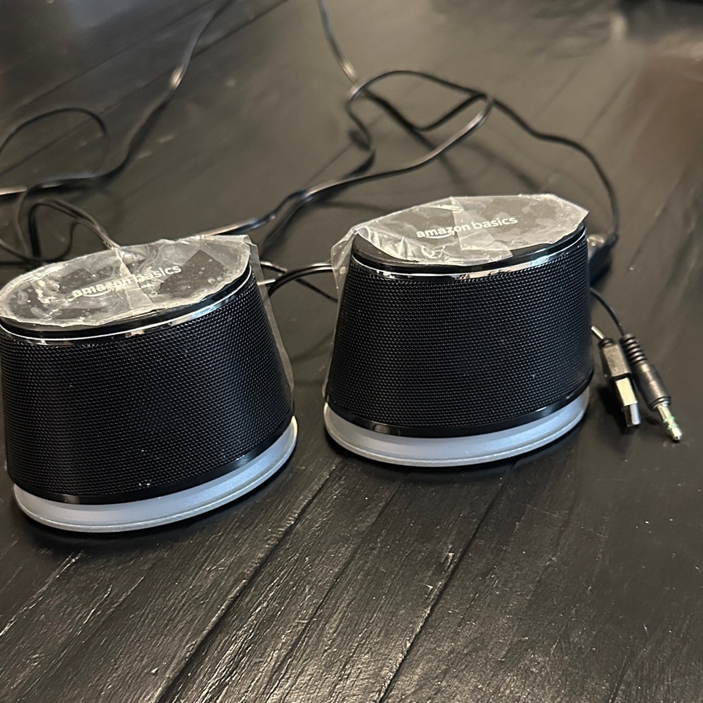NEW Amazon Basics Black Computer Speakers for PC or Laptop USB